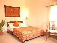 Colts Lodge B And B Bramerton 外观 照片